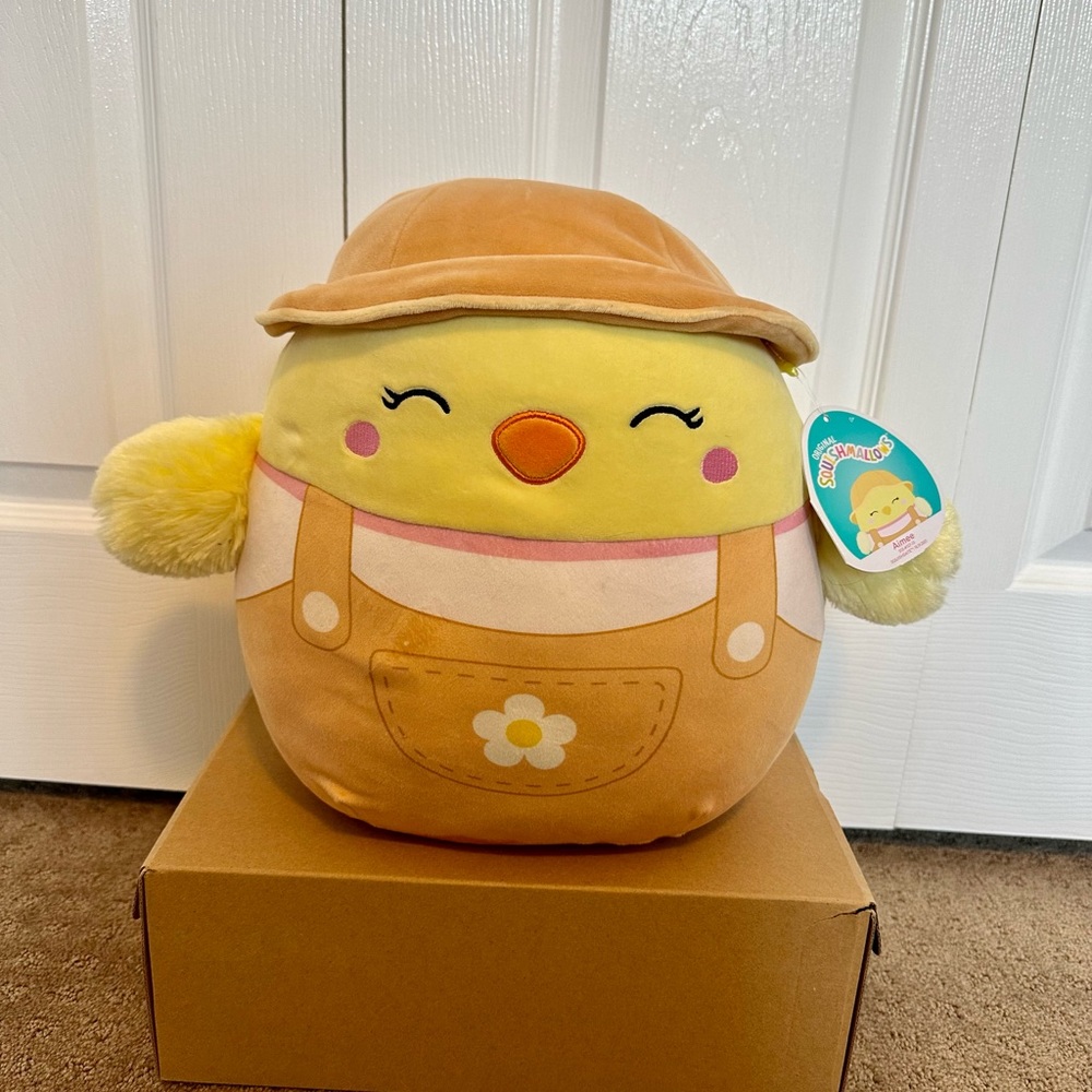 Squishmallow 12" Aimee The Chick with Overalls & Hat 2022 Easter NWT NEW